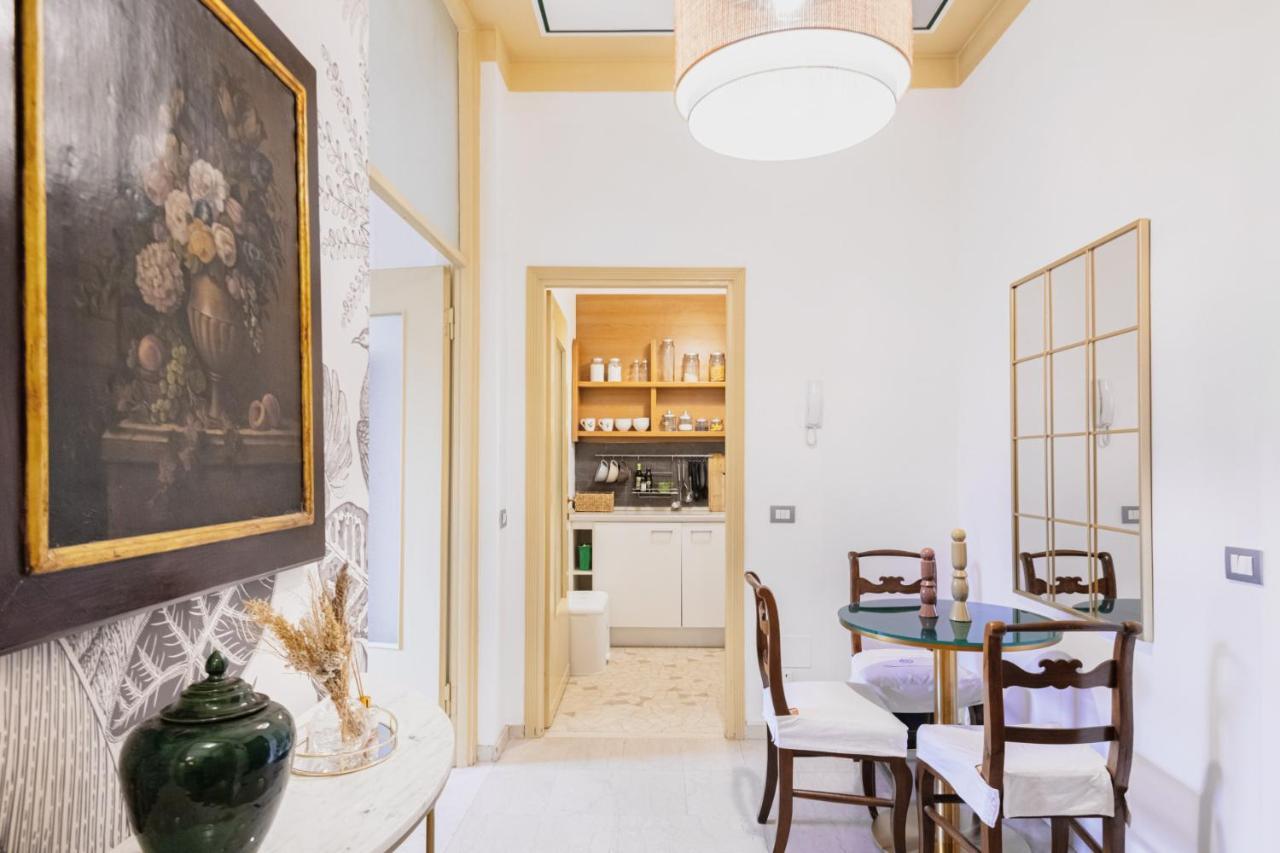 Easylife - Dimora Di Classe In Zona Conciliazione Milano Ngoại thất bức ảnh