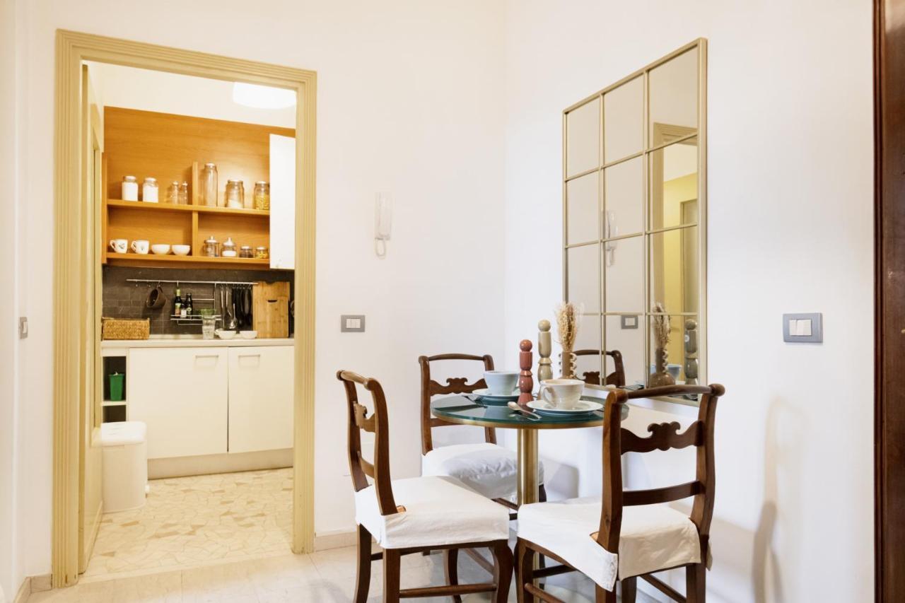 Easylife - Dimora Di Classe In Zona Conciliazione Milano Ngoại thất bức ảnh